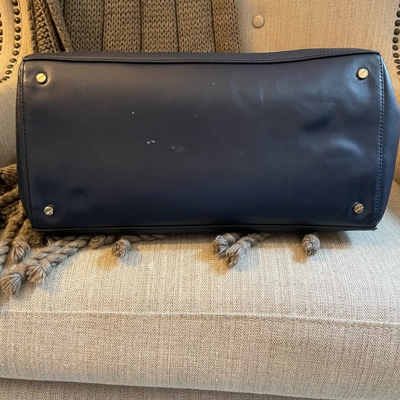 Authentic Tory Burch Handbag - Picture 6 of 8